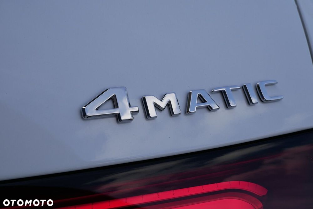 Mercedes-Benz GLC - 28