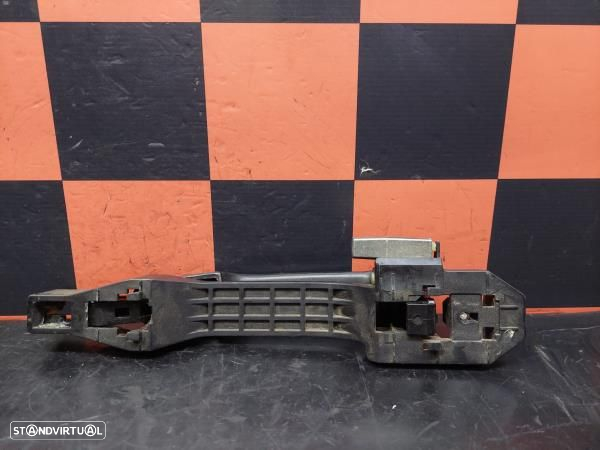 Puxador Porta Trás Esquerda Mitsubishi L 200 / Triton Camião De Plataf - 2