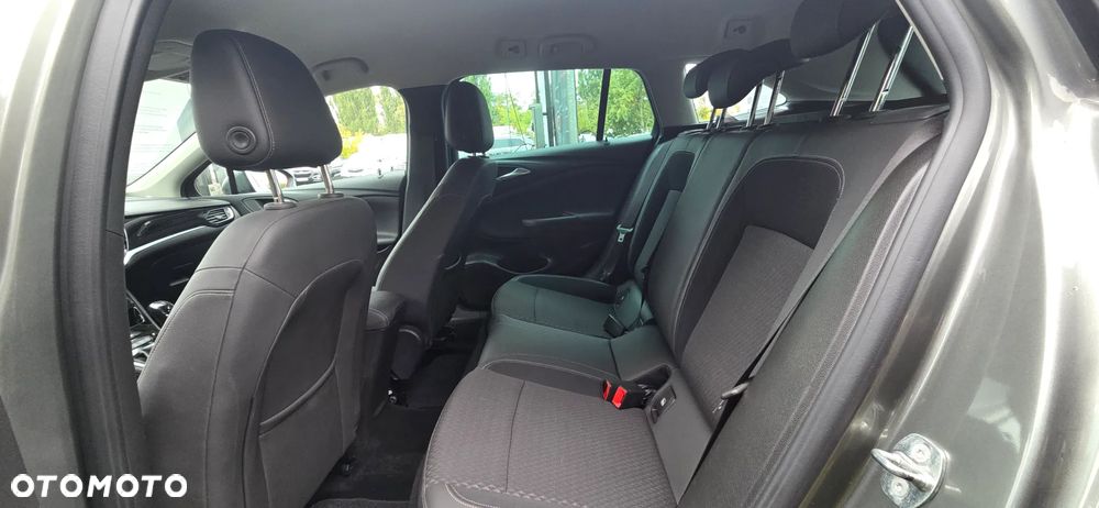 Opel Astra 1.6 D (CDTI) Start/Stop Sports Tourer Dynamic - 34