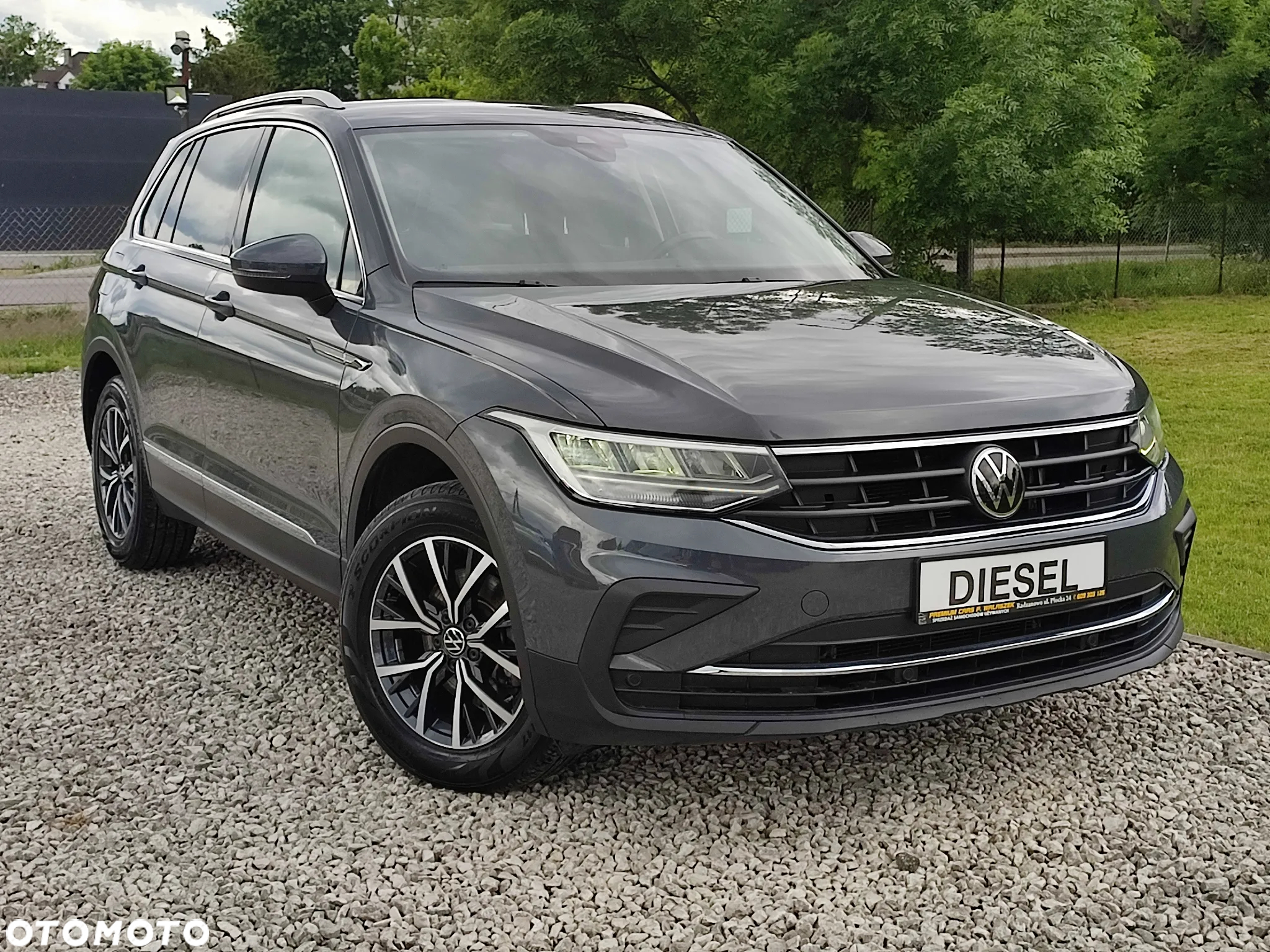 Volkswagen Tiguan - 32