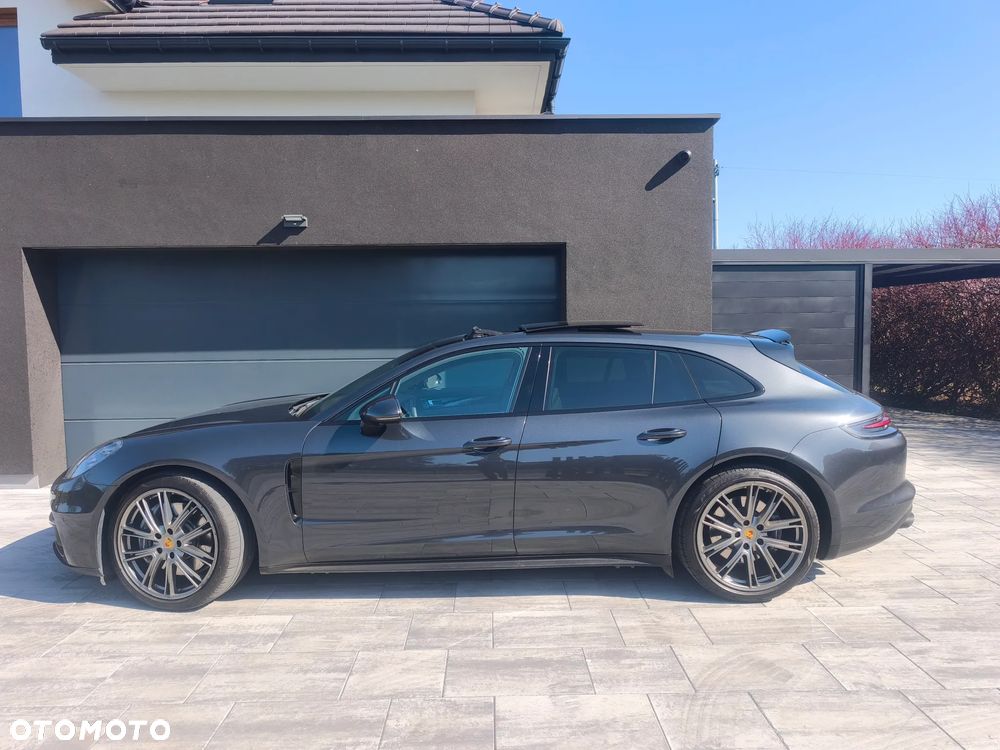 Porsche Panamera - 19