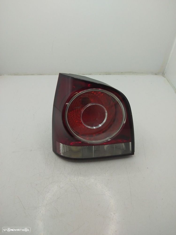 Farolim Stop Esq Volkswagen Polo (9N_) - 2
