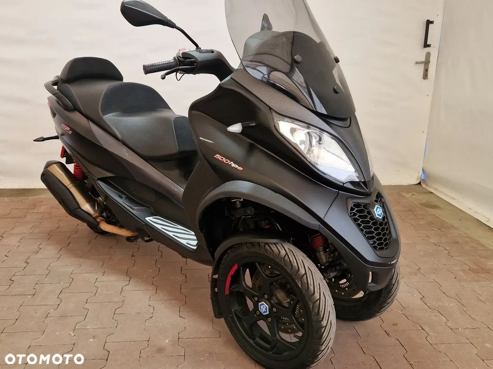 Piaggio MP-3 - 12