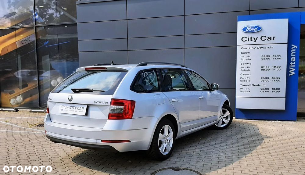 Skoda Octavia 2.0 TDI Ambition DSG - 17