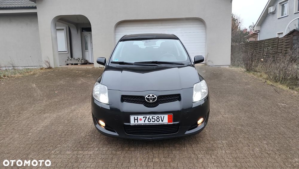 Toyota Auris 2.2 D-4D D-CAT - 34