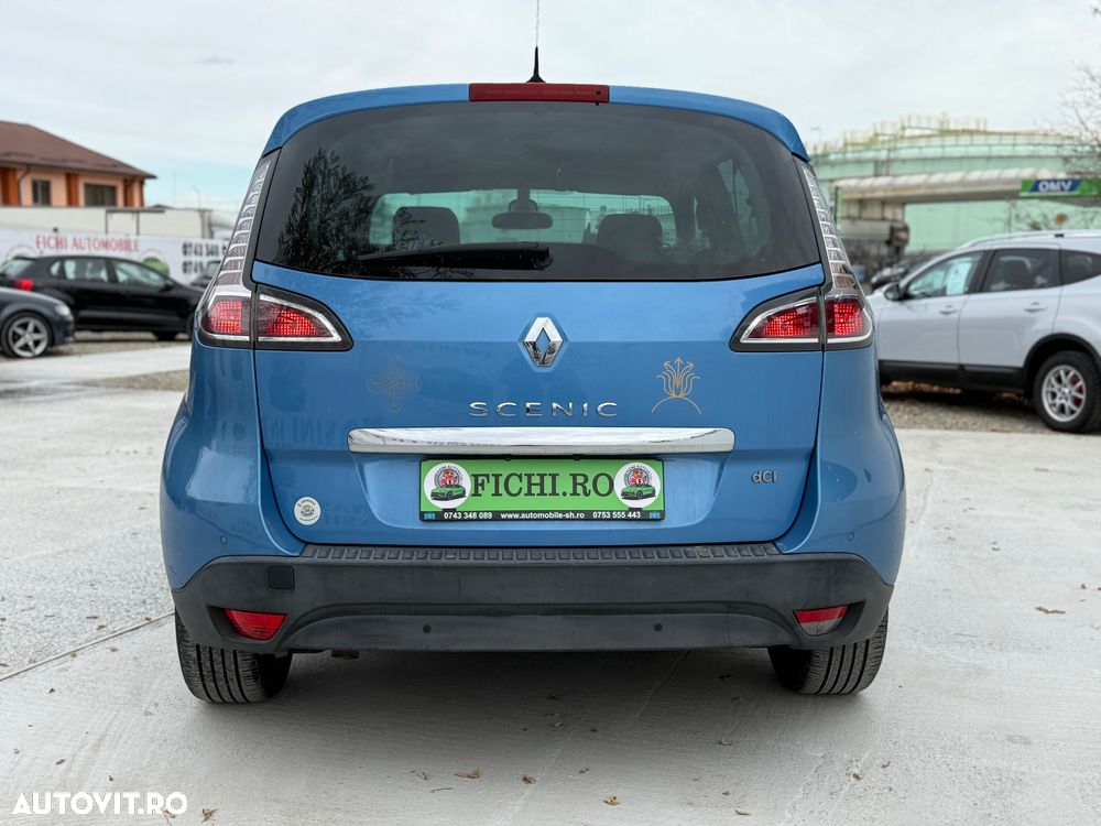 Renault Scenic ENERGY dCi 130 Start & Stop Bose Edition - 9