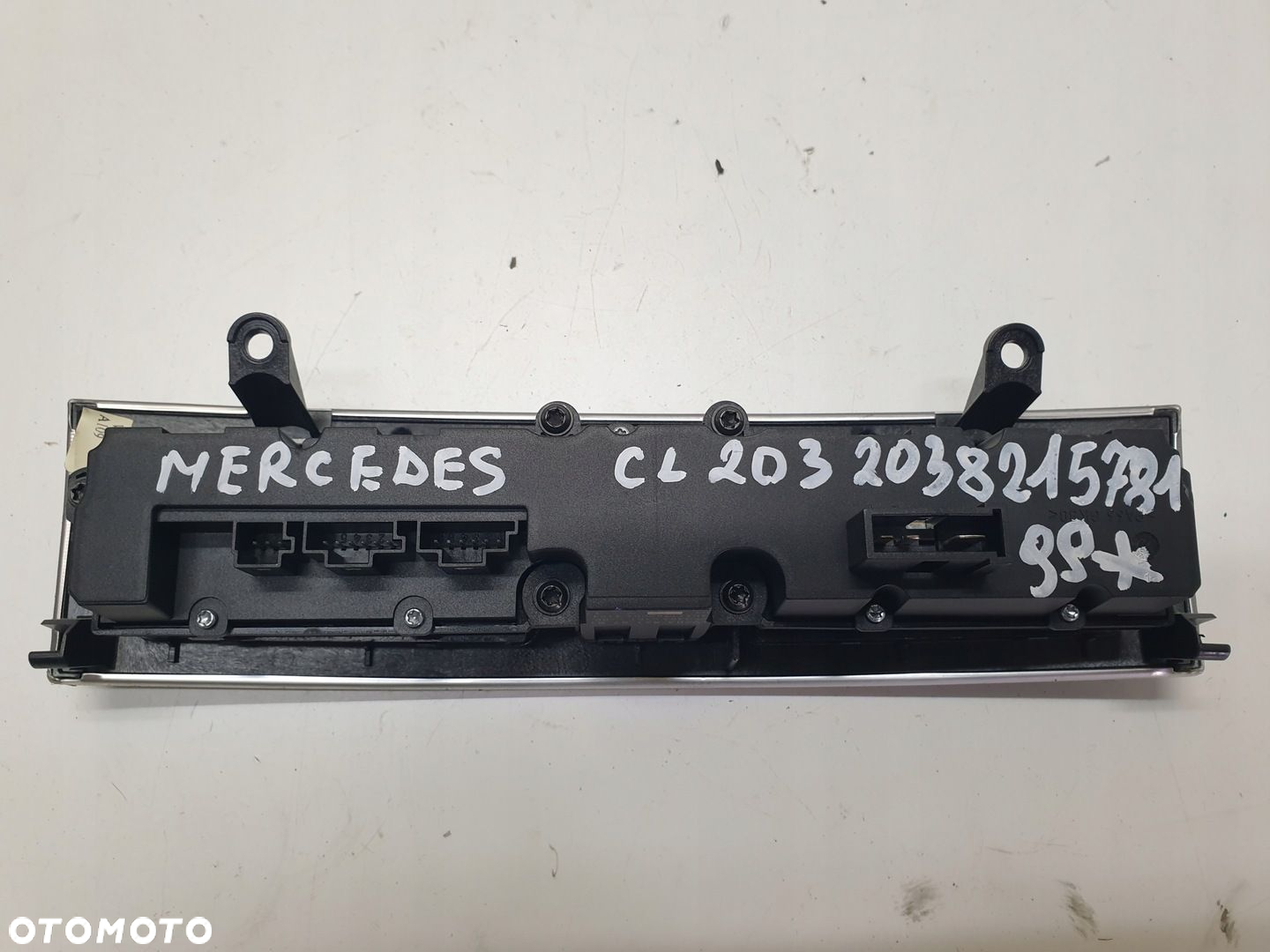 PANEL WŁĄCZNIK AWARYJNYCH MERCEDES CL203 2038215781 - 3