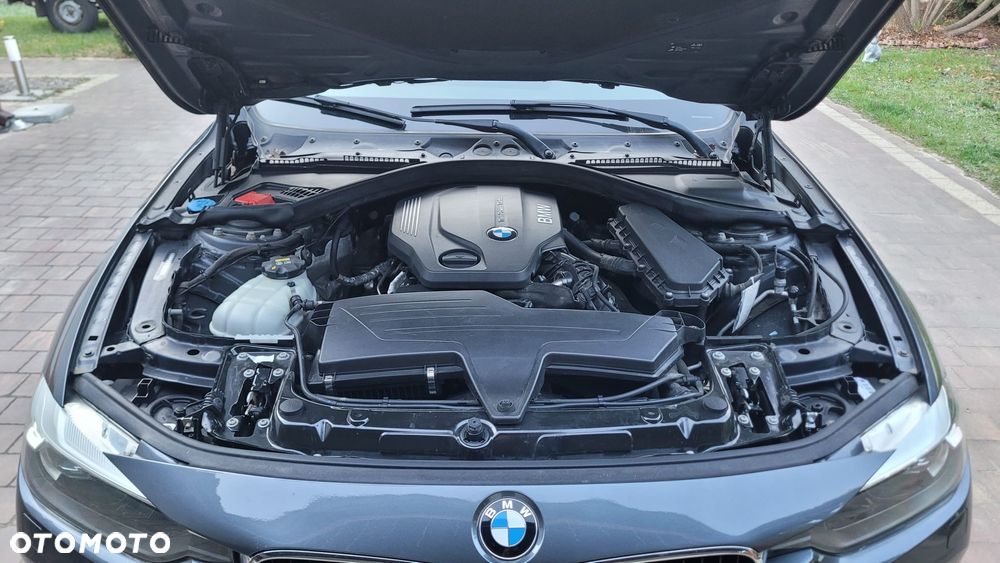 BMW Seria 3 320d Edition M Sport Shadow - 40