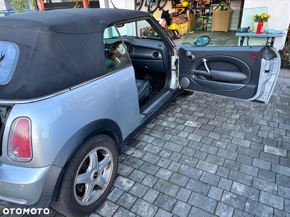 MINI Cooper Standard - 24