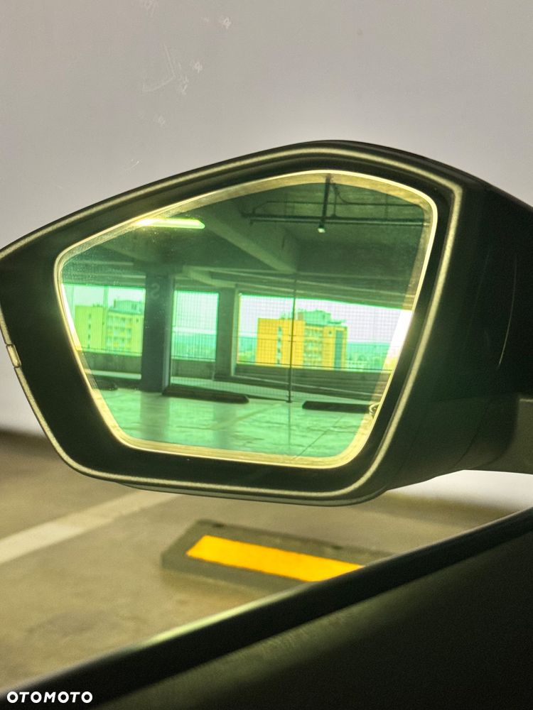 Skoda Octavia 2.0 TDI DSG First Edition - 40