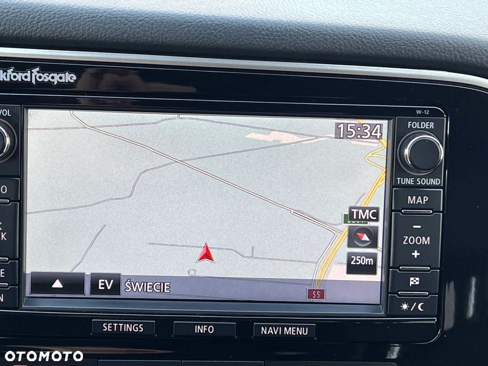 Mitsubishi Outlander 2.0 4WD Plus - 15