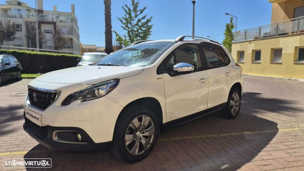 Peugeot 2008 1.2 PureTech Style - 6
