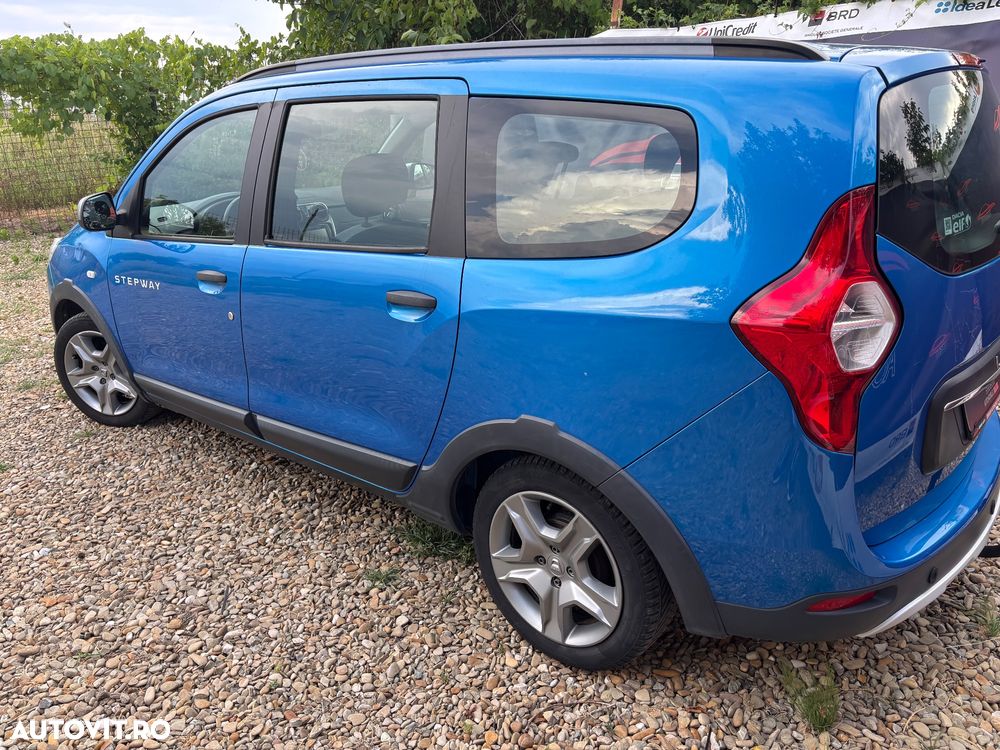 Dacia Lodgy 1.5 Blue dCi Stepway - 5