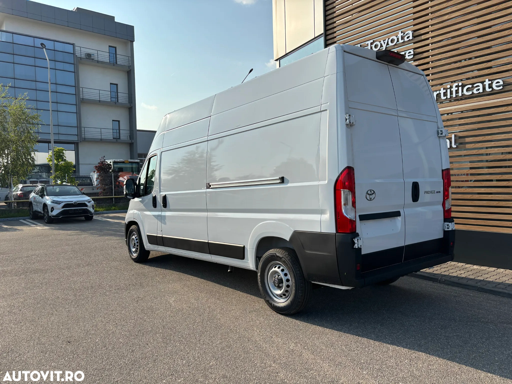 Toyota Proace MAX - 4