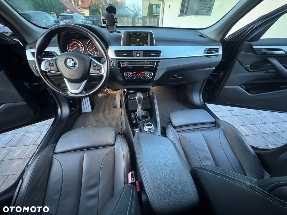 BMW X1 xDrive20i xLine - 11