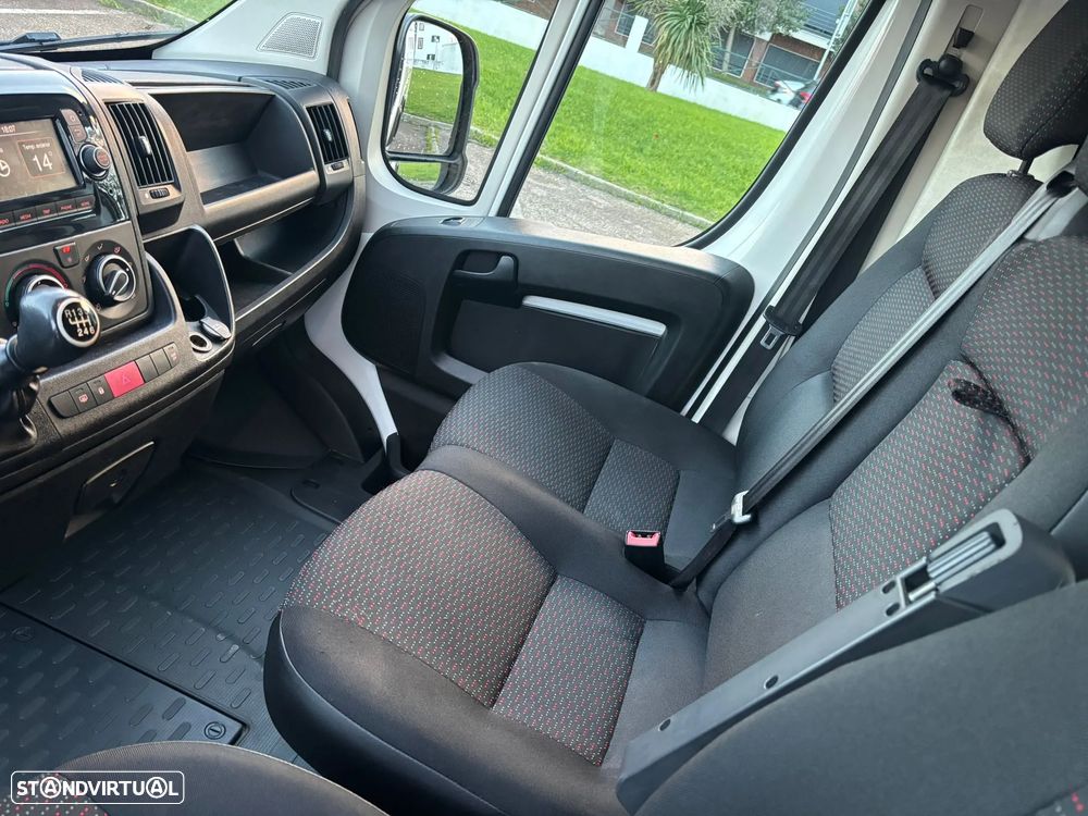 Citroën JUMPER 2.2 BlueHDi 35 L4 H2 140cv - CLUB - AC - IVA DEDUTÍVEL - 23