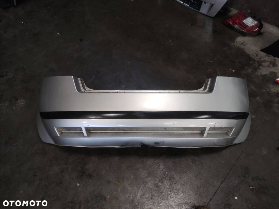 KOMPLETNY TYŁ KLAPA ZDERZAK LAMPY STILO I 3D 647 - 2