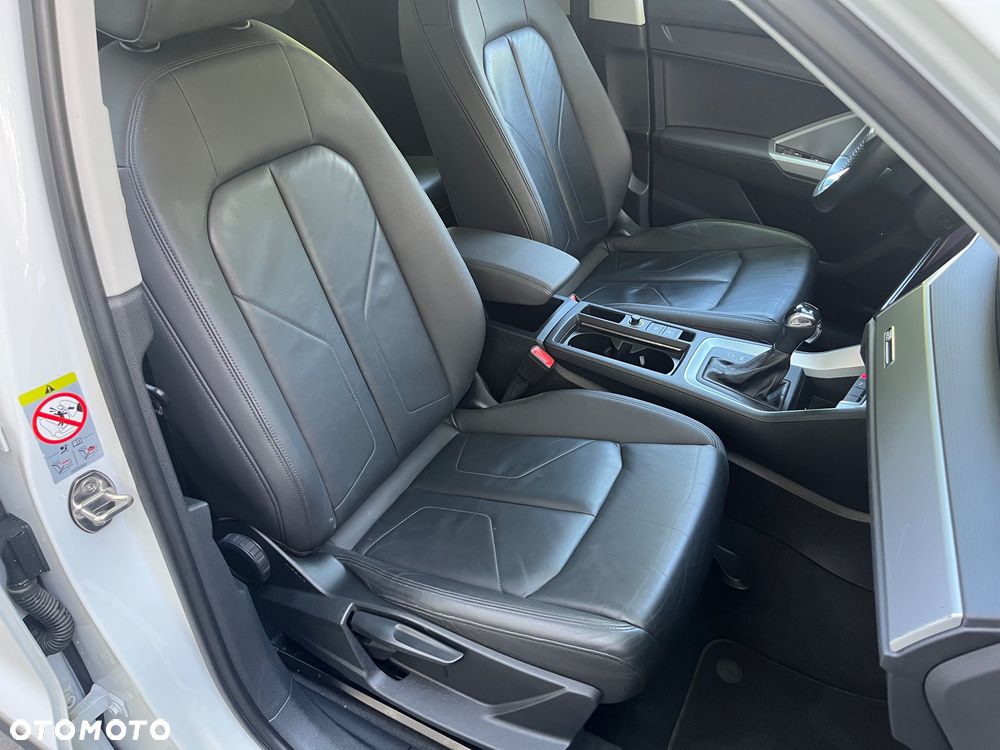 Audi Q3 2.0 TDI S tronic - 10