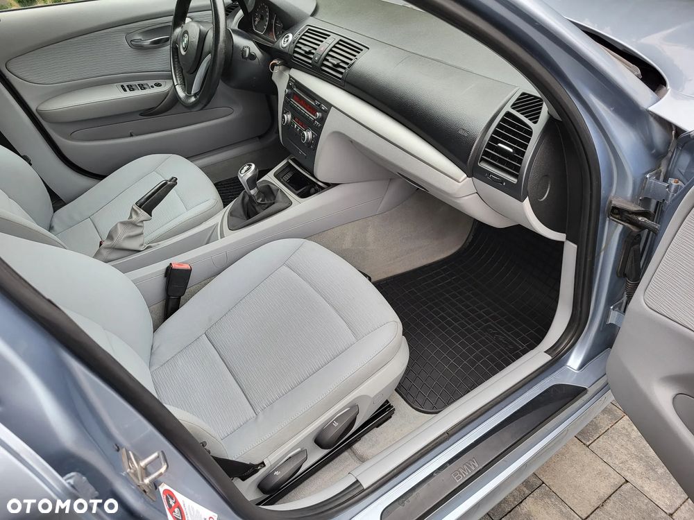 BMW Seria 1 - 11
