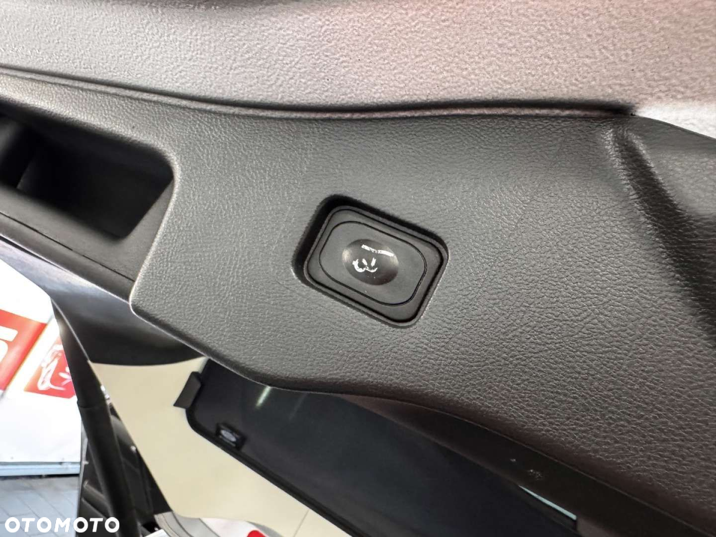 Ford Mondeo - 37