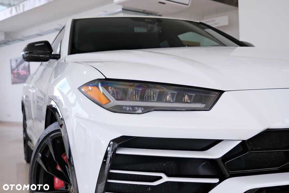 Lamborghini Urus - 4