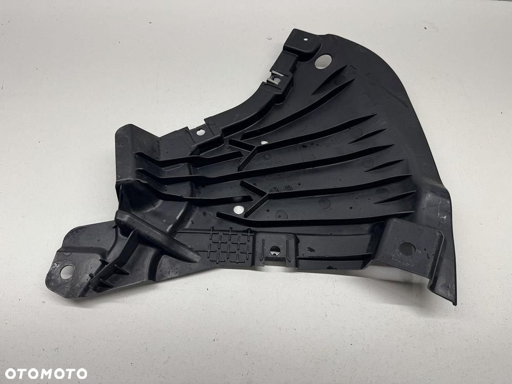 Osłona Płyta pod zderzak  Mercedes e klasa 213 A2135202500 - 1
