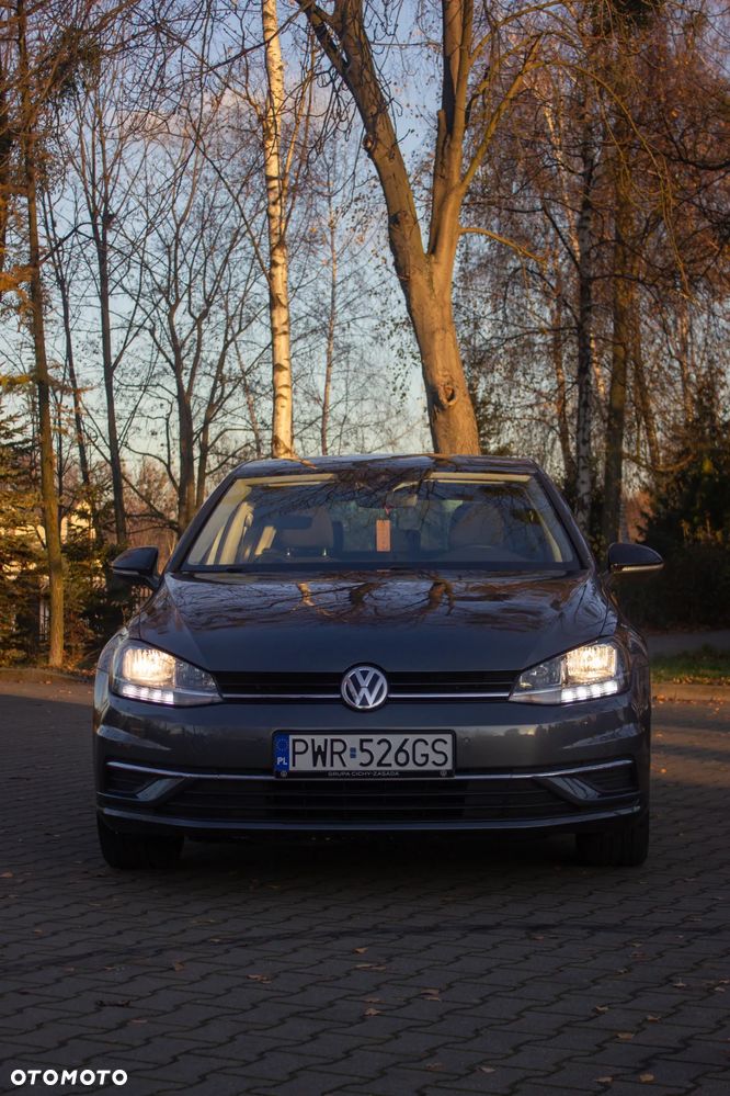 Volkswagen Golf 1.6 TDI SCR IQ.DRIVE - 10