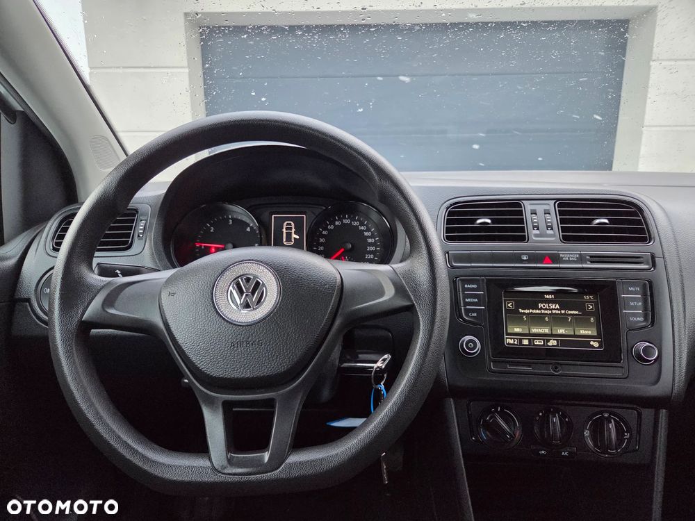 Volkswagen Polo - 17