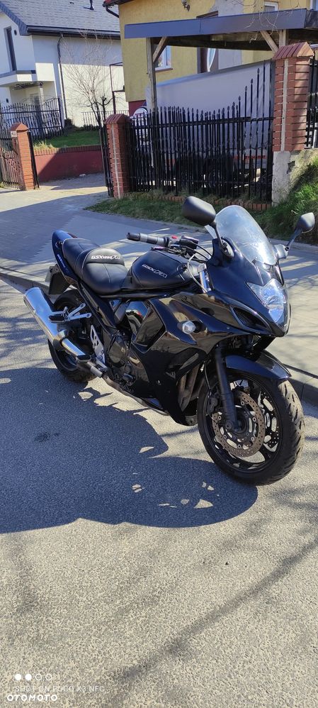 Suzuki GSX - 1