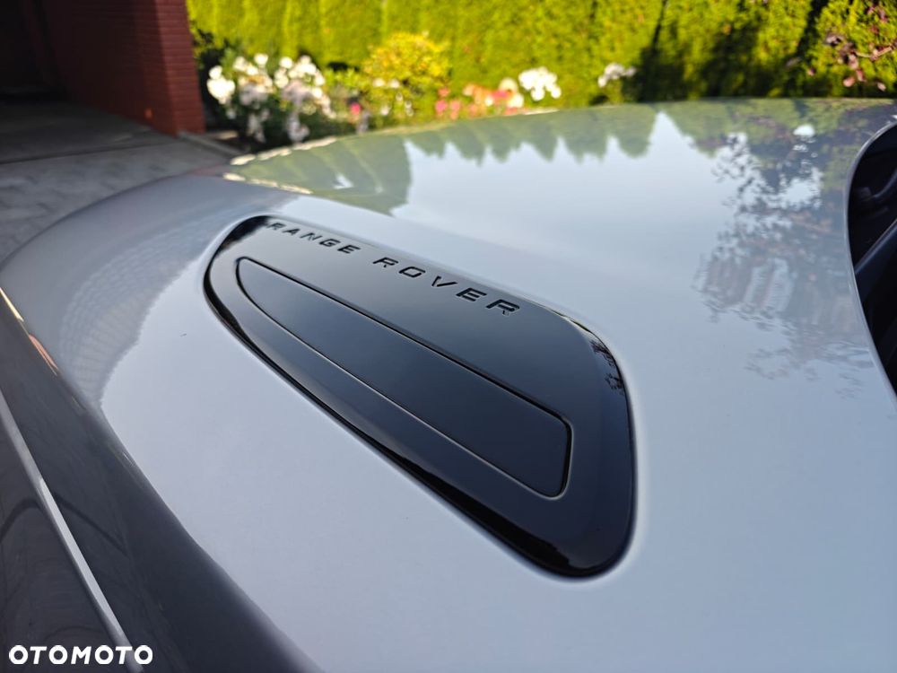 Land Rover Range Rover Velar 3.0 D300 mHEV R-Dynamic - 5