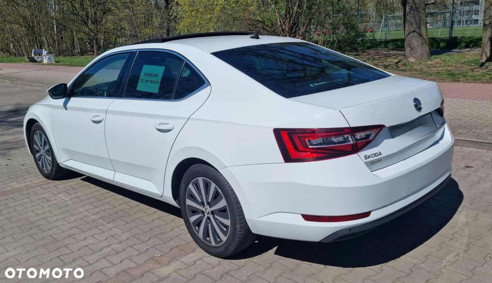 Skoda Superb 2.0 TDI Style - 6