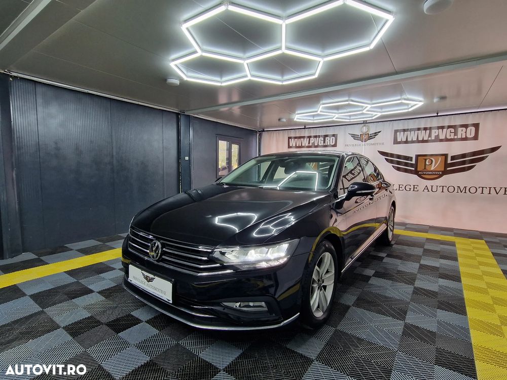 Volkswagen Passat 2.0 TDI DSG Highline - 1