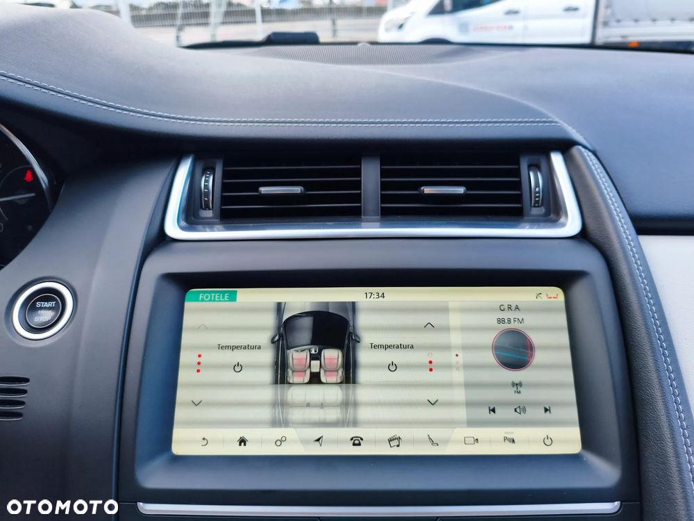 Jaguar E-Pace 2.0 i4D AWD R-Dynamic - 20