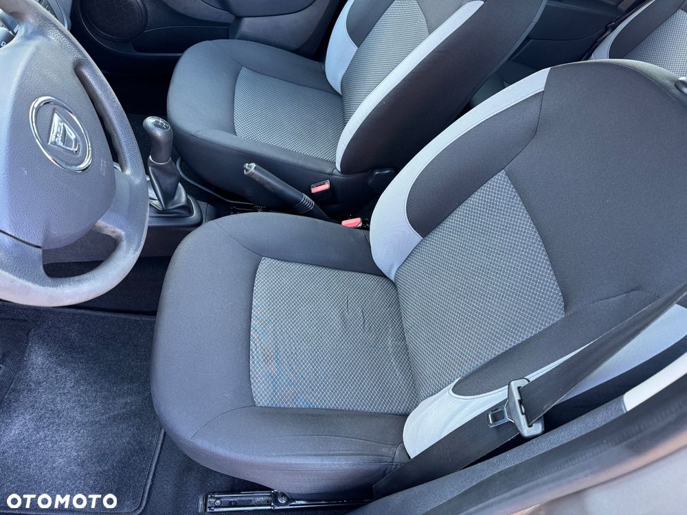 Dacia Sandero 1.2 16V - 18