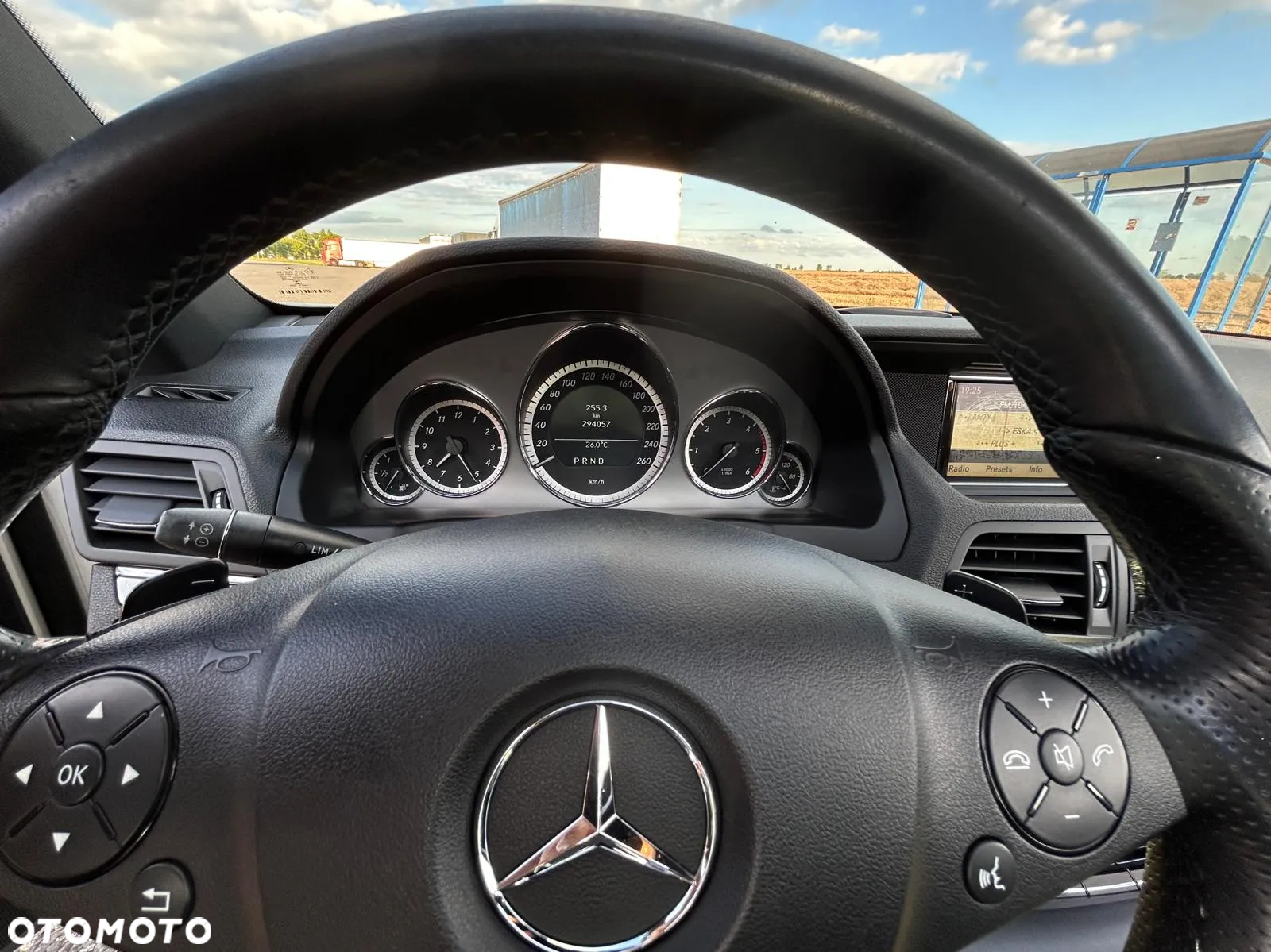 Mercedes-Benz Klasa E 350 CDI BlueEff - 10