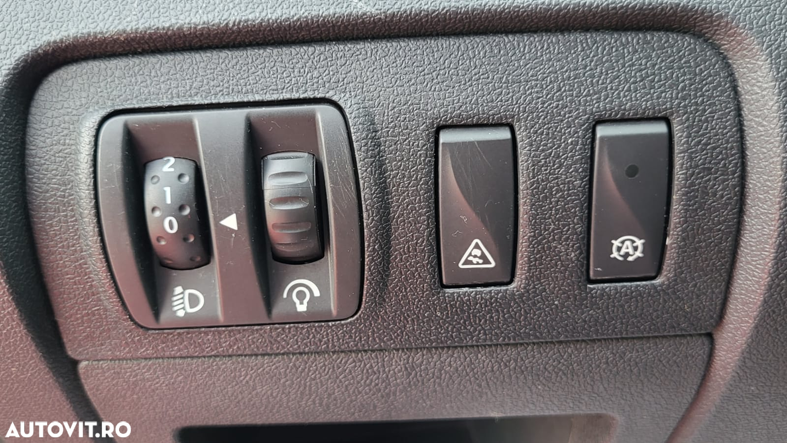 Renault Grand Scenic dCi 130 FAP Start & Stop Luxe - 37