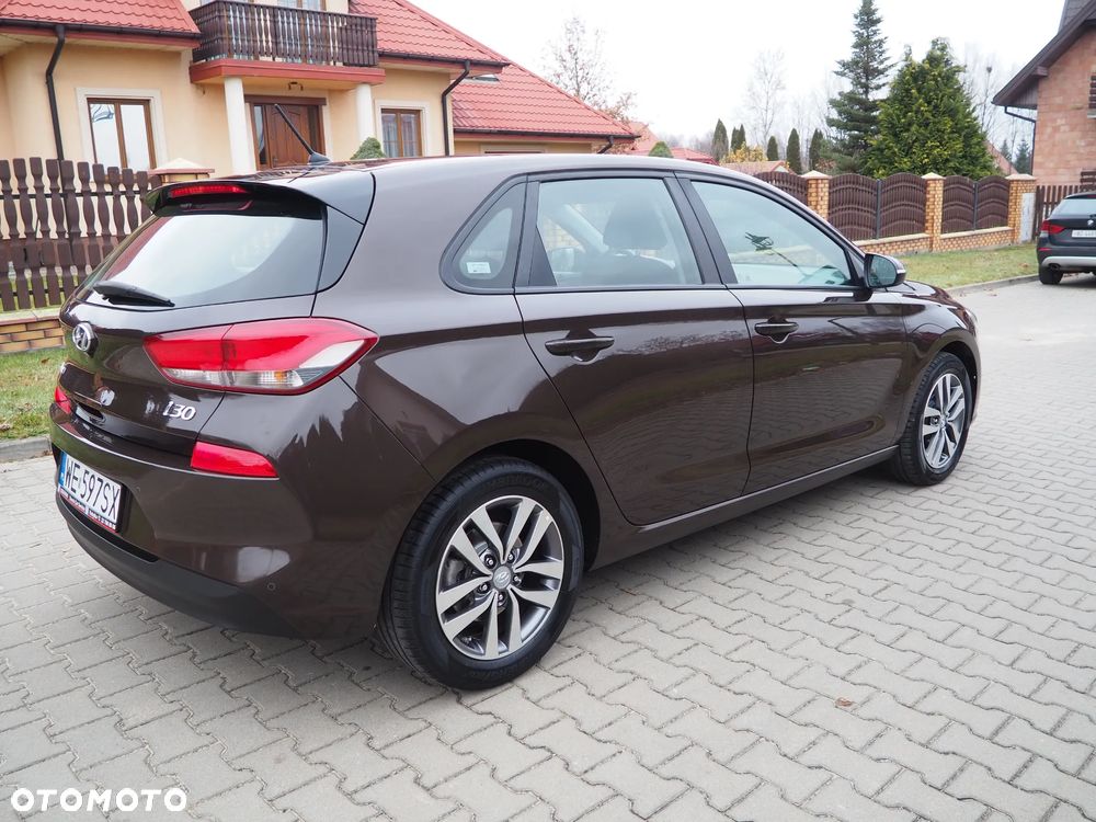 Hyundai i30 1.6 D Comfort - 19