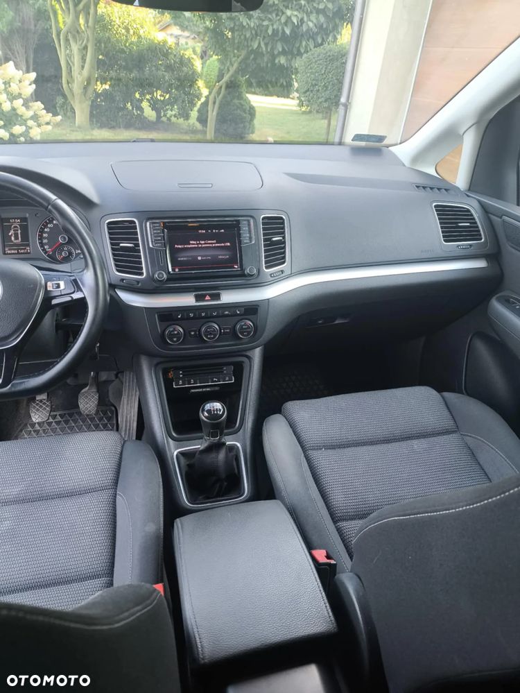Volkswagen Sharan 2.0 TDI BMT Comfortline - 8