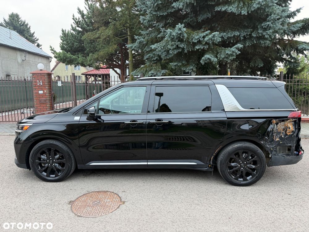 Kia Carnival - 6