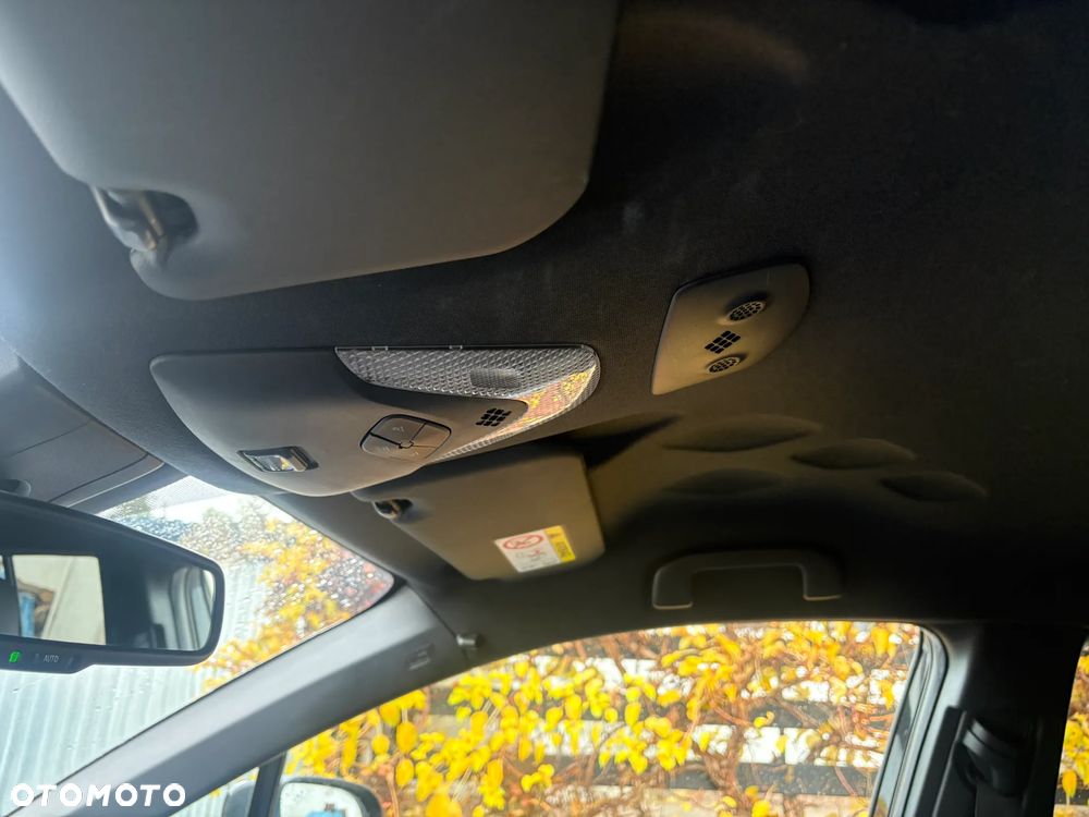 Toyota C-HR 2.0 Hybrid Black Edition - 12