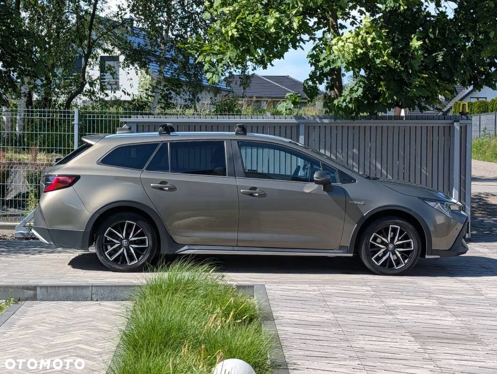 Toyota Corolla 2.0 Hybrid Trek - 2