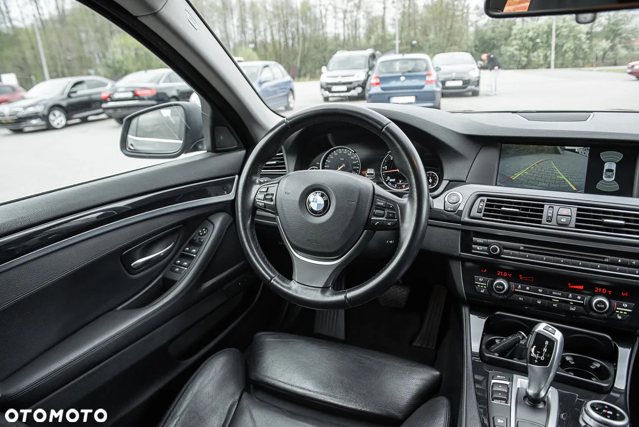 BMW Seria 5 535d Luxury Line - 27