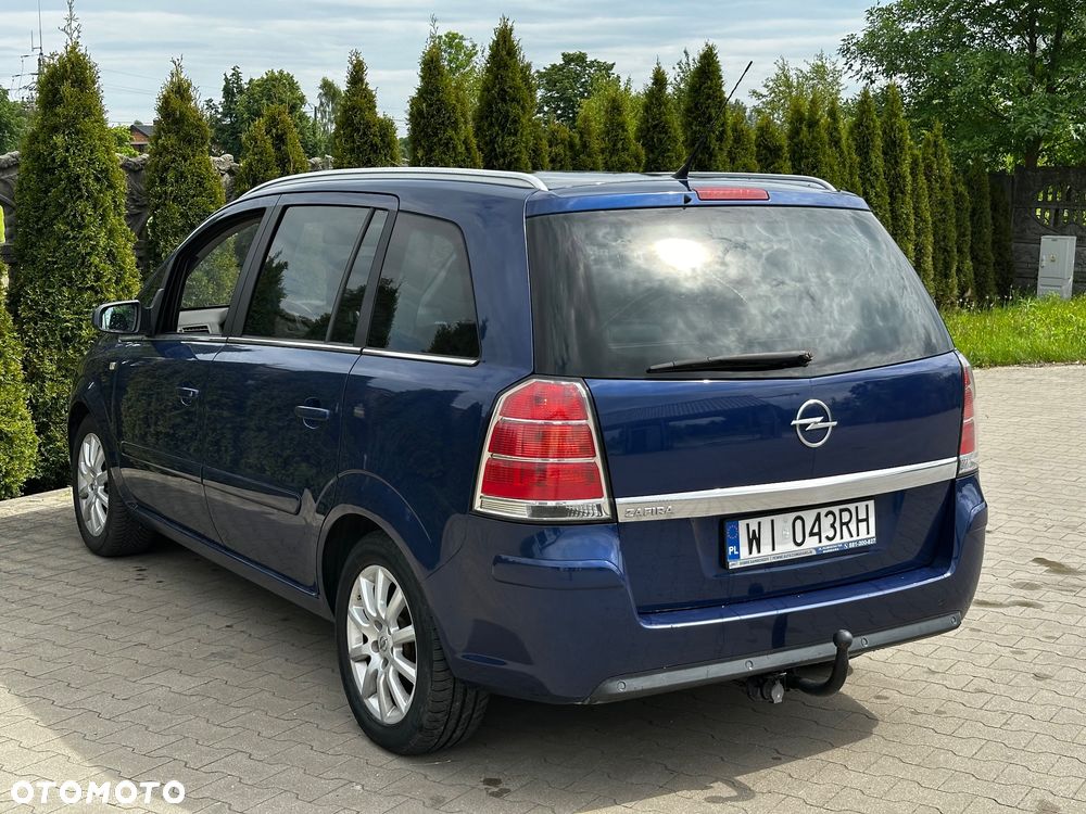 Opel Zafira 1.6 Cosmo - 11