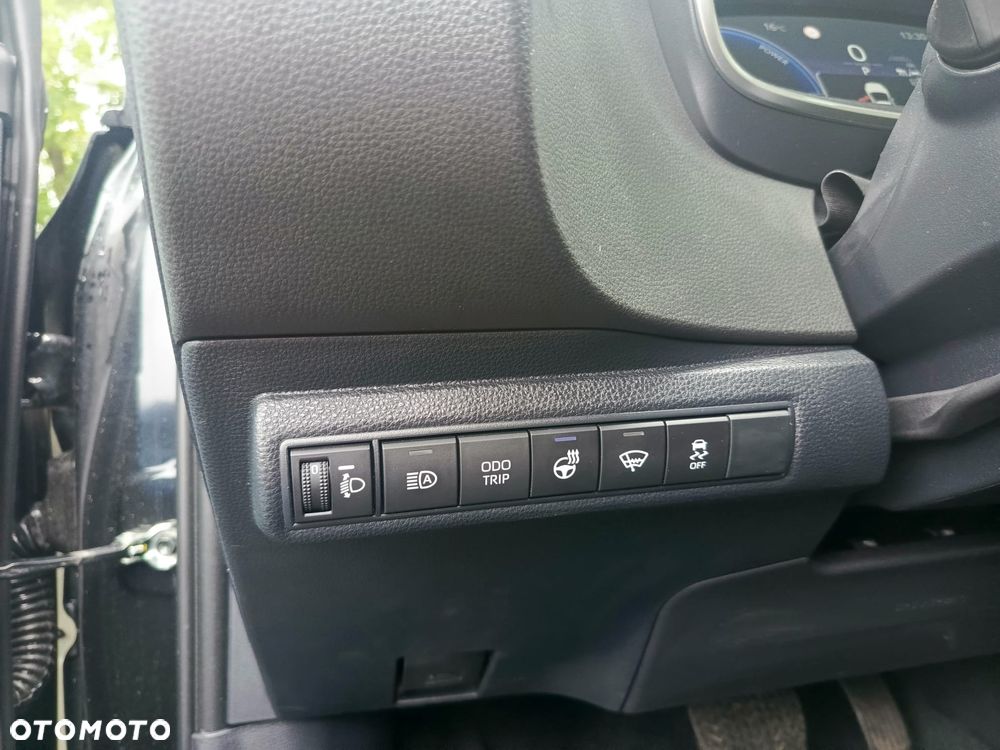 Toyota Corolla 1.8 Business Edition - 24