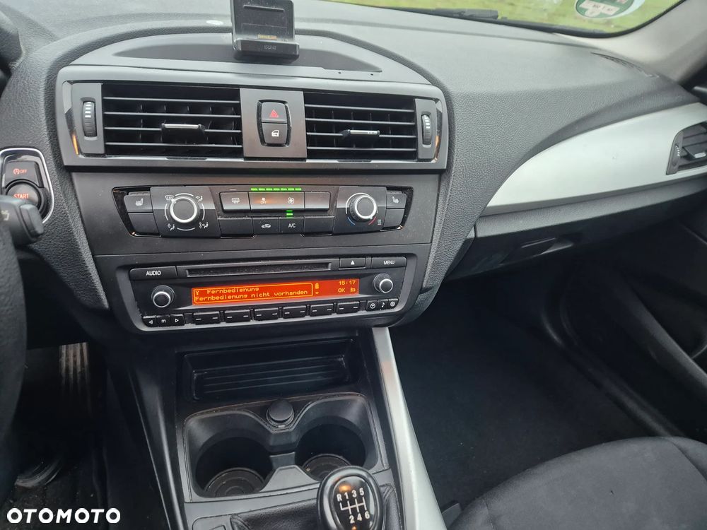 BMW Seria 1 116i - 16