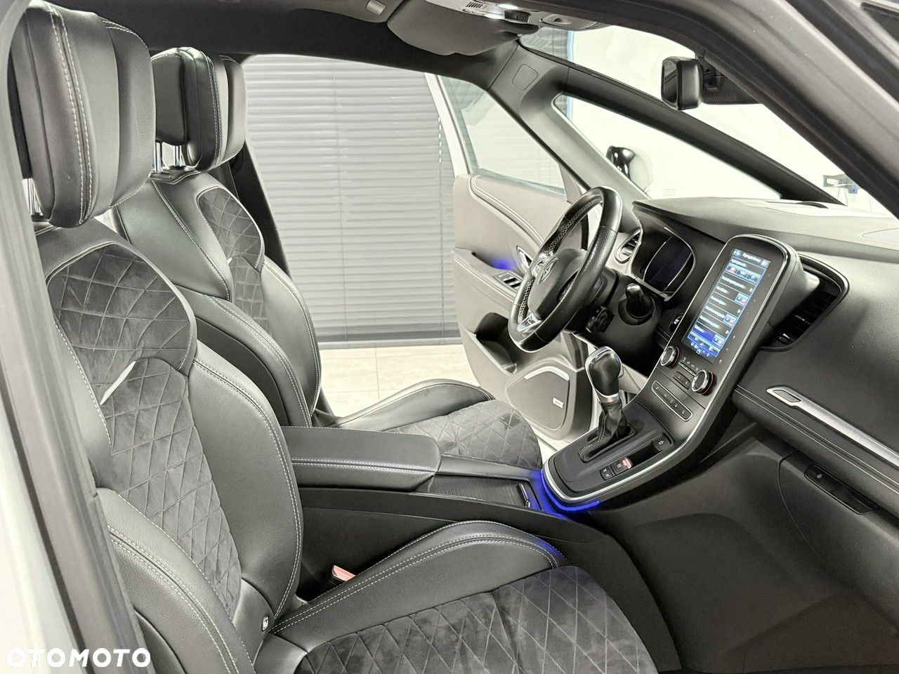 Renault Scenic - 17