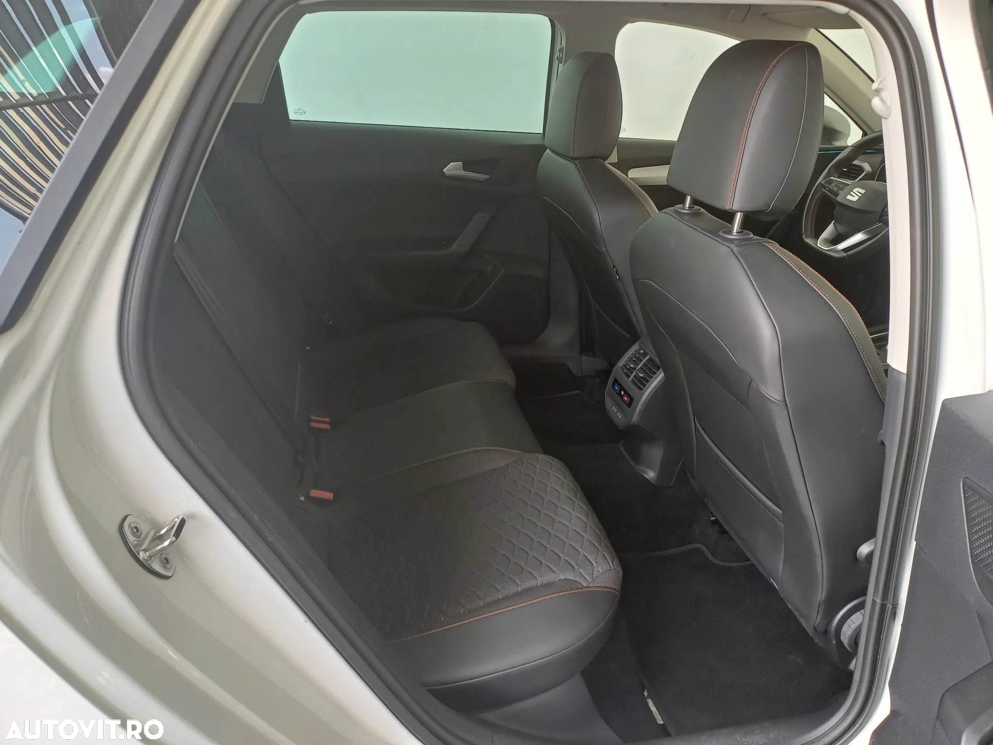 Seat Leon ST 2.0 TDI Start&Stop DSG FR - 32