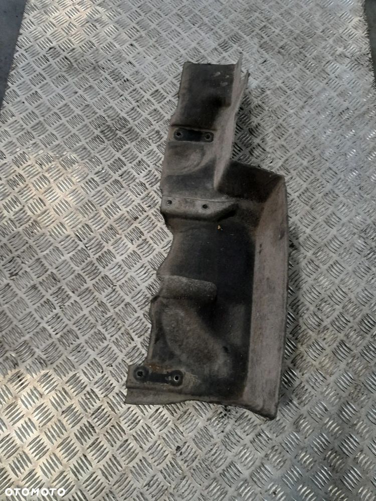 WYGŁUSZENIE OSŁONA PRAWA SILNIKA RENAULT GAMA D MIDLUM DXI - 1