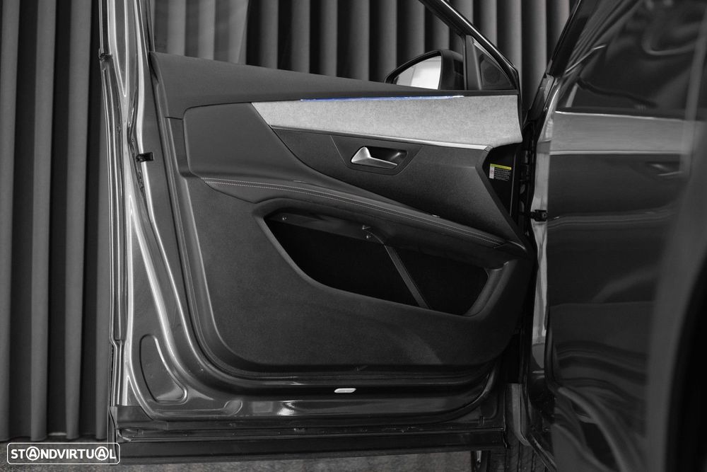 Peugeot 3008 1.6 Hybrid GT Pack e-EAT8 - 30