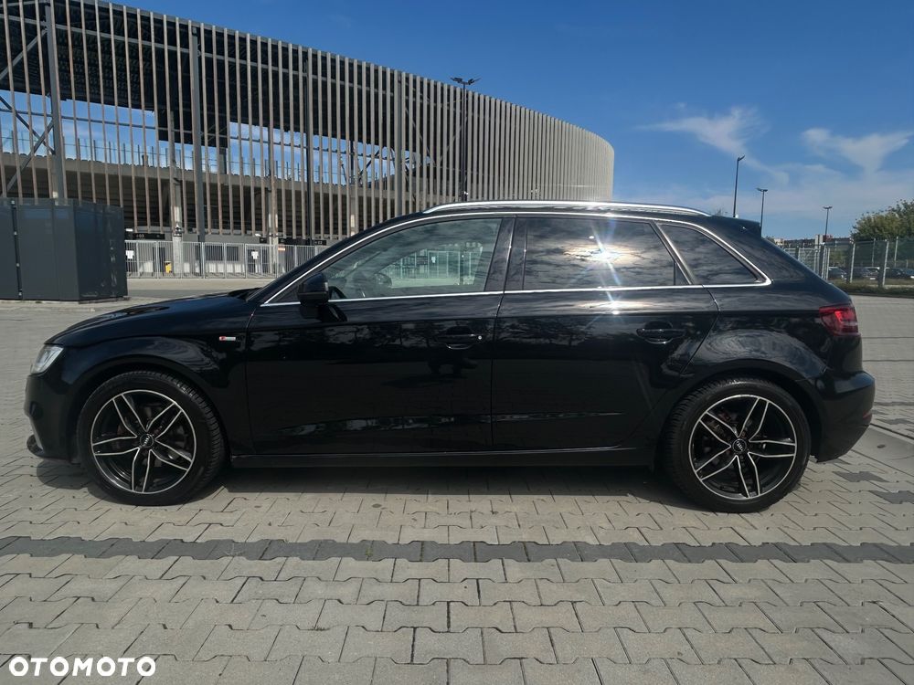 Audi A3 Sportback - 2